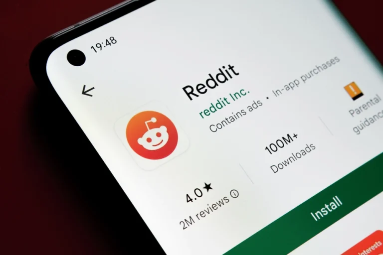 Why Small Businesses Need a Reddit Marketing Strategy in 2025